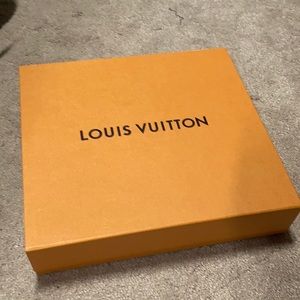 Louis Vuitton box med